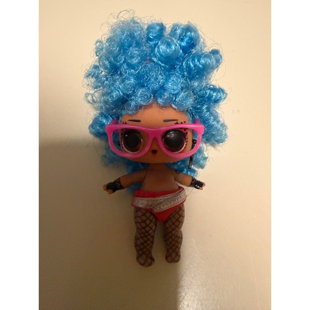 LOL Surprise Independent Queen Doll Series 4 Eye Spy Blue Hair Pink Glasses